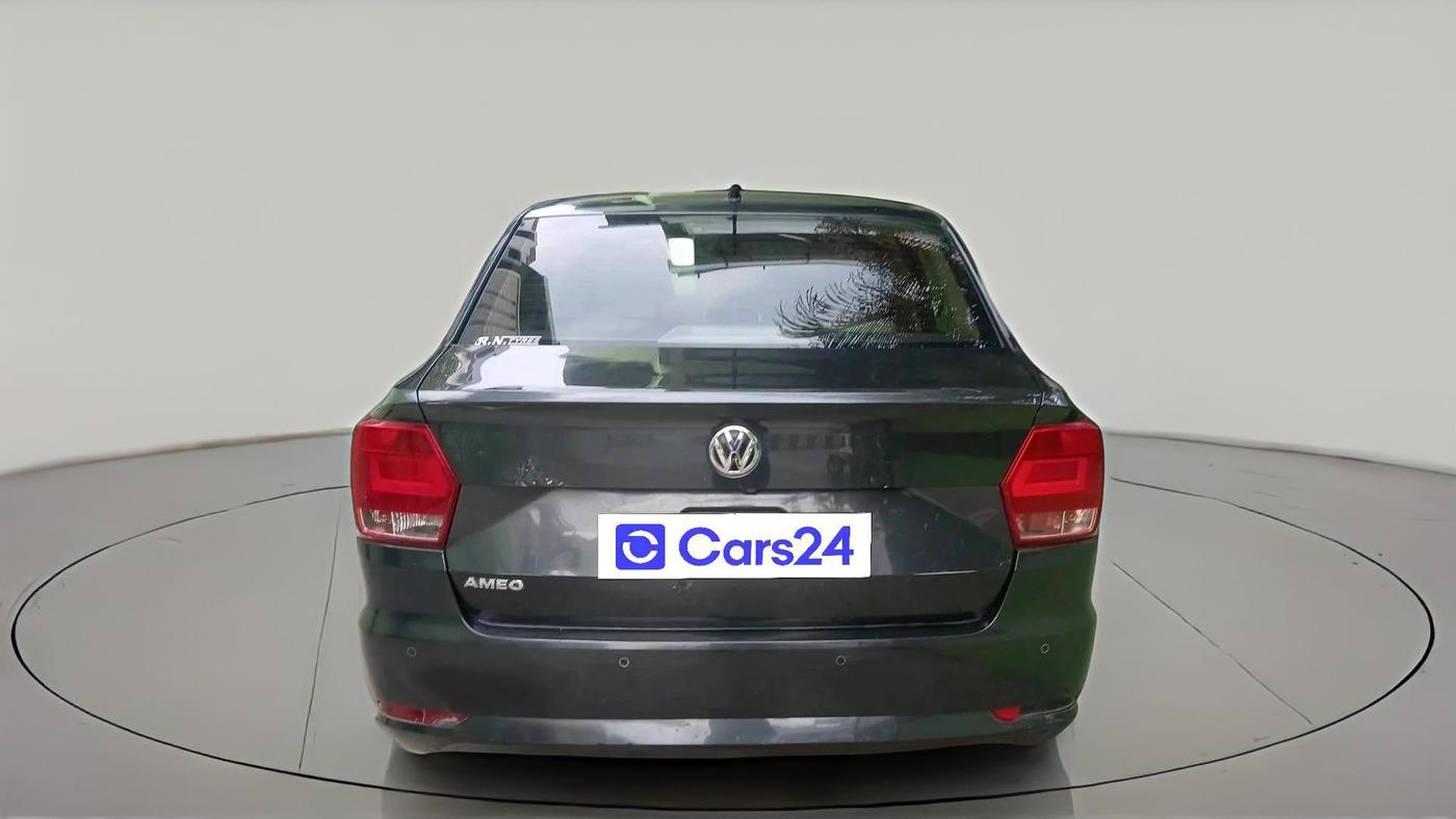 2017 Volkswagen Ameo HIGHLINE1.2L, Petrol, Manual, 1,02,170 km, exterior