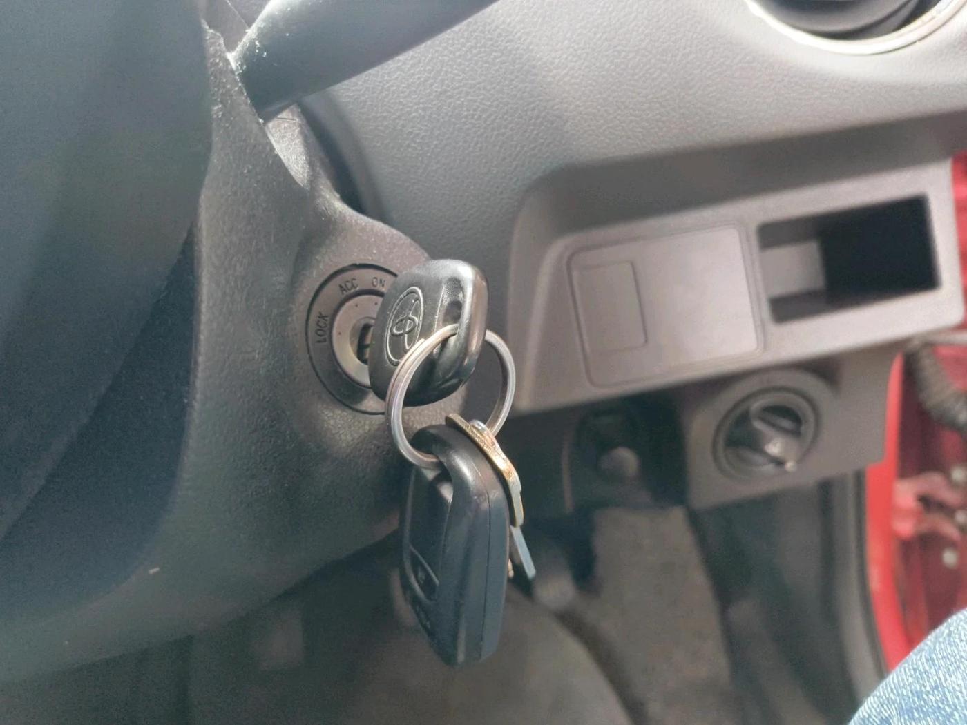 2012 Toyota Etios VD, Diesel, Manual, 1,88,800 km, interior