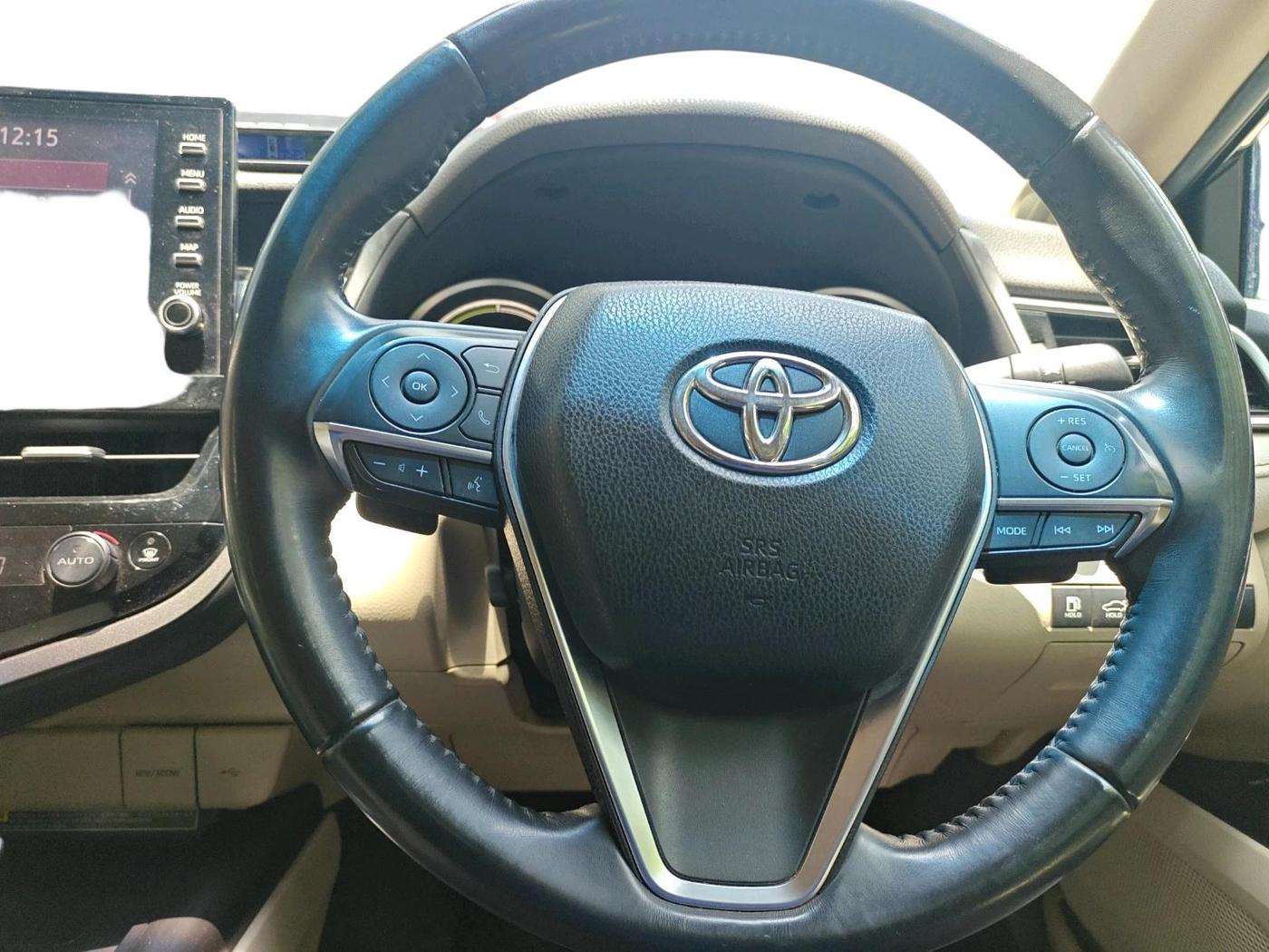 2022 Toyota Camry HYBRID, Hybrid, Automatic, 43,942 km, interior