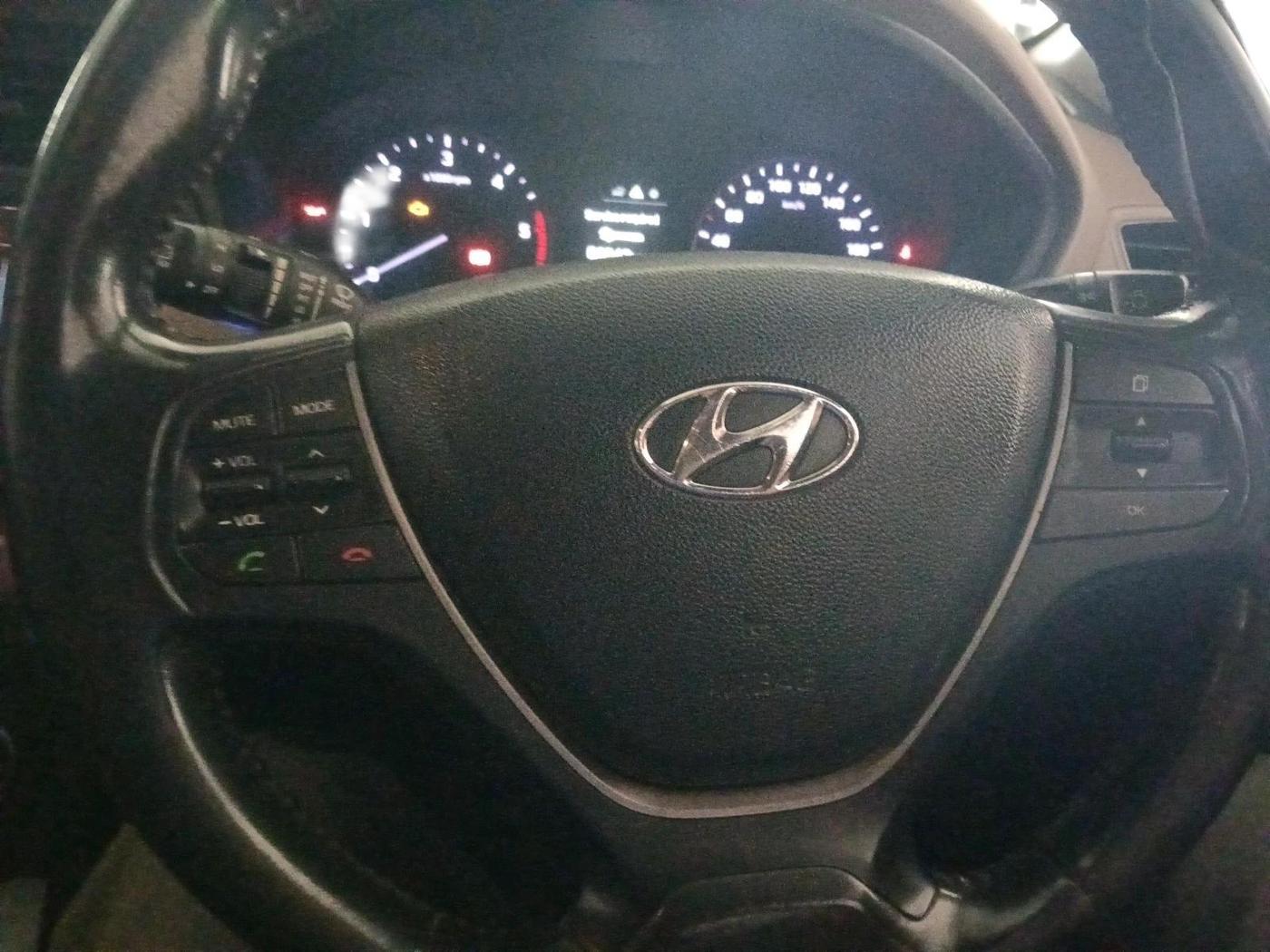 2015 Hyundai Elite i20 ASTA 1.4 CRDI, Diesel, Manual, 1,32,843 km, interior