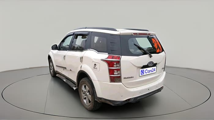 2012 Mahindra XUV500 W8, Diesel, Manual, 1,60,714 km, exterior