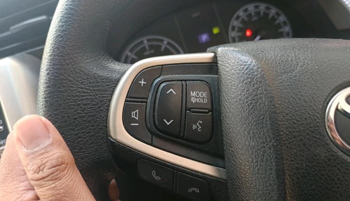 2021 Toyota Innova Crysta 2.4 GX AT 8 STR, Diesel, Automatic, 70,208 km, interior