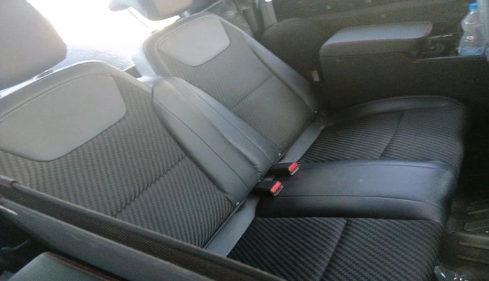 2023 Mahindra Thar LX HARD TOP 4WD MT, Diesel, Manual, 22,840 km, interior