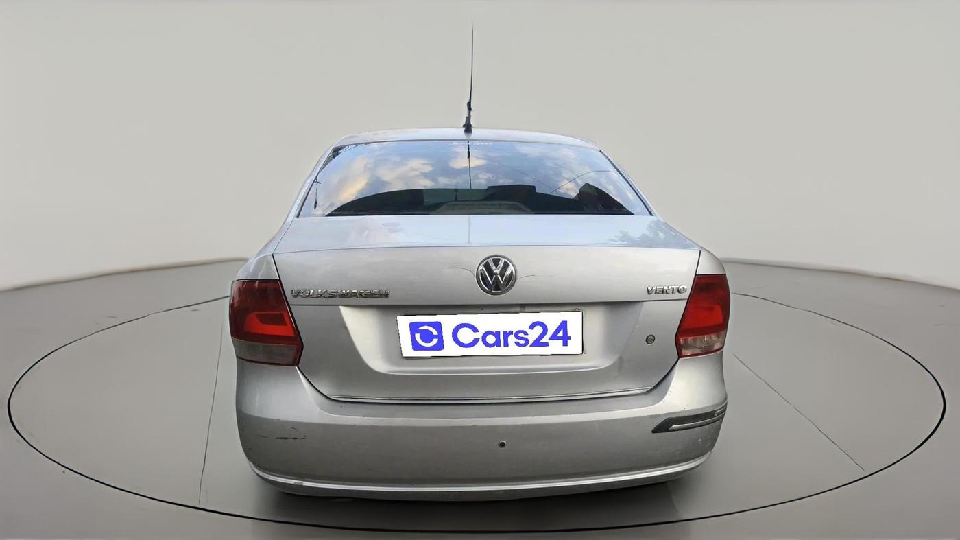 2010 Volkswagen Vento HIGHLINE 1.6 MPI, Petrol, Manual, 99,999 km, exterior