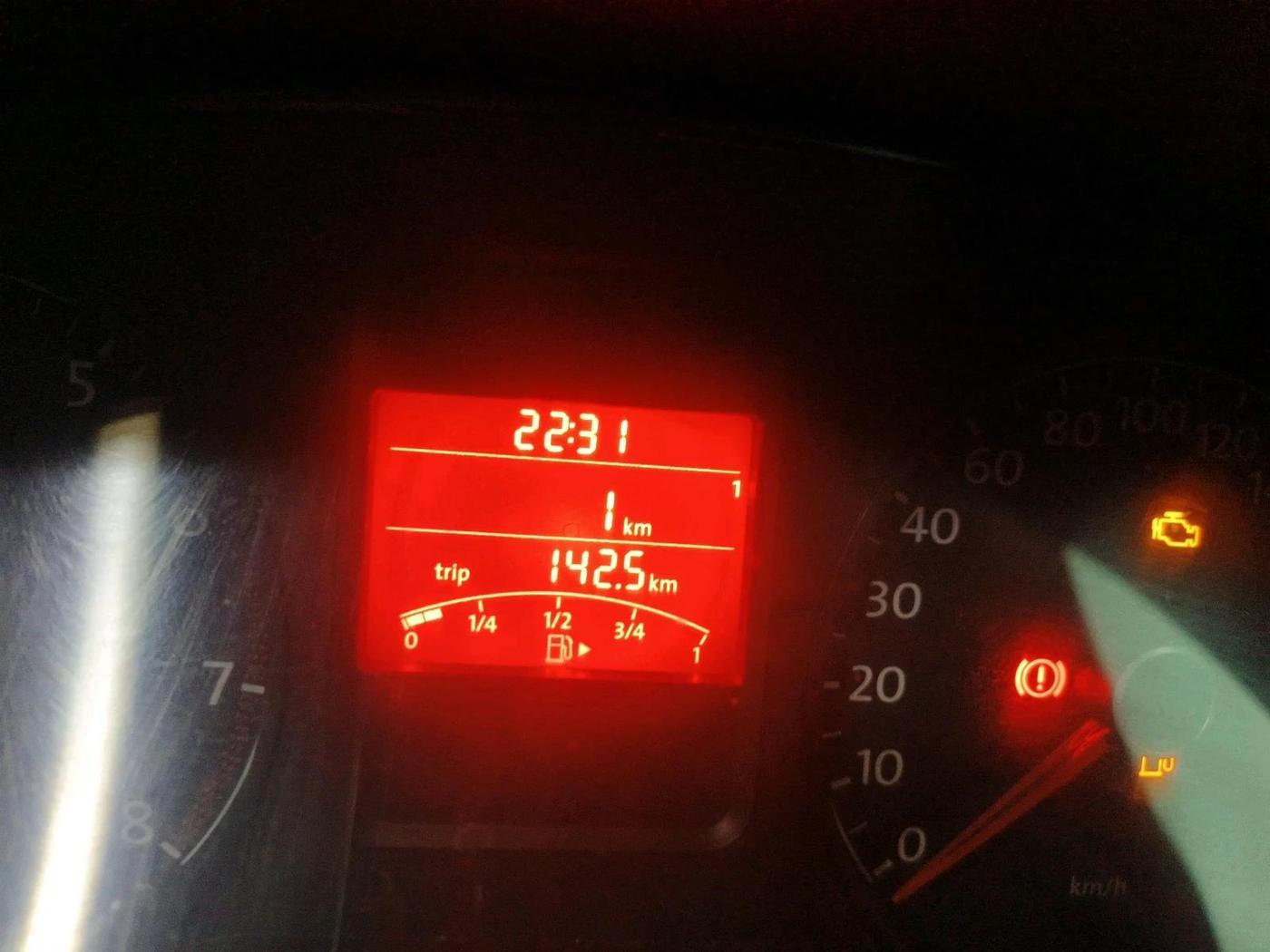 2010 Volkswagen Vento HIGHLINE 1.6 MPI, Petrol, Manual, 99,999 km, interior