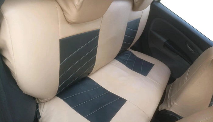 2013 Fiat Grand Punto Dynamic 1.2, Petrol, Manual, 1,03,382 km, interior