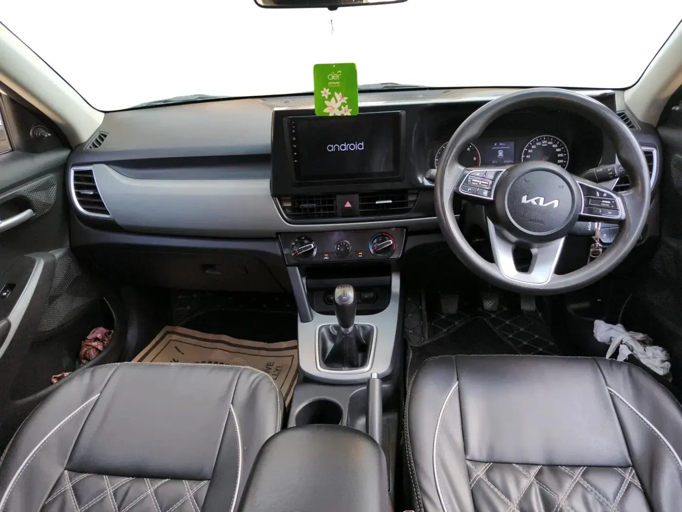2022 KIA SELTOS HTE 1.5 DIESEL, Diesel, Manual, 1,00,414 km, interior