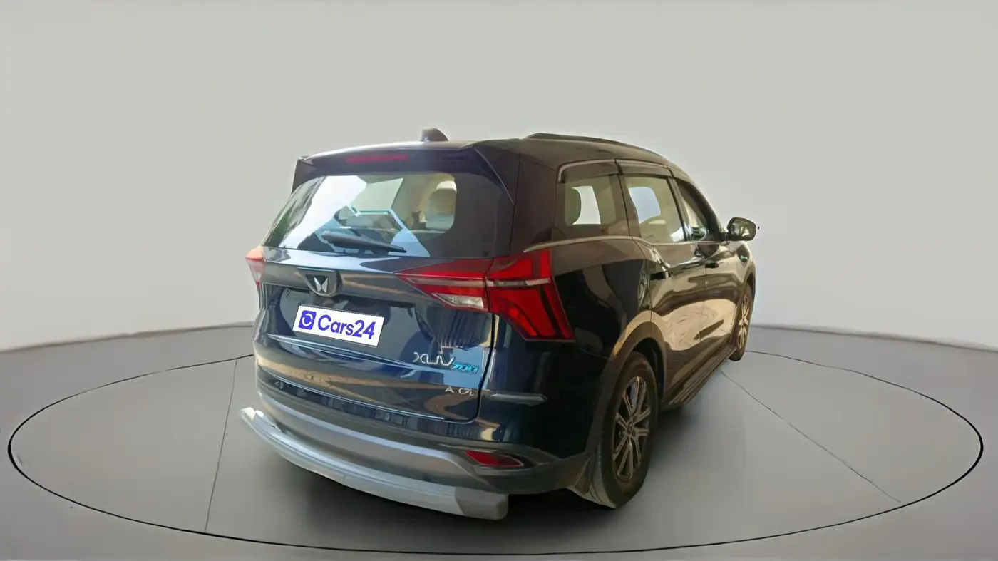 2023 Mahindra XUV700 AX 7 LUXURY D AWD AT 7 STR, Diesel, Automatic, 42,427 km, exterior