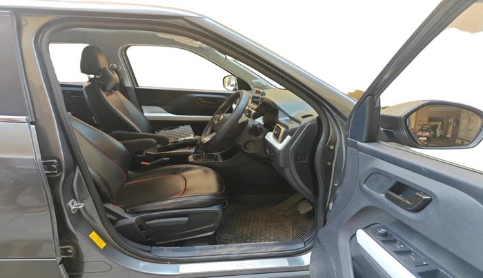 2024 Tata PUNCH ACCOMPLISHED AMT, Petrol, Automatic, 15,910 km, interior