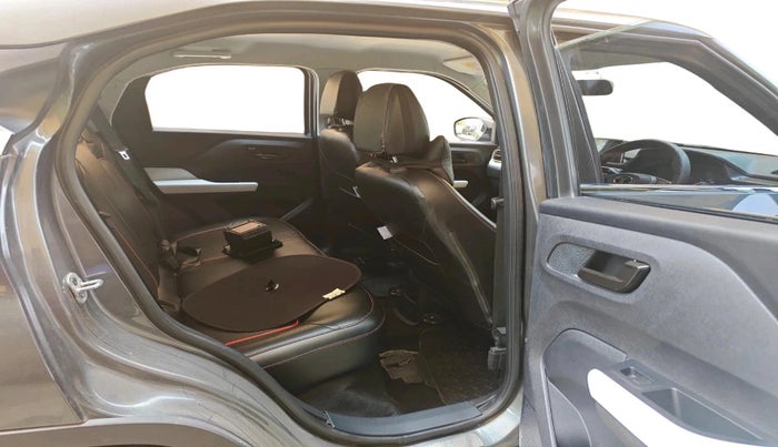 2024 Tata PUNCH ACCOMPLISHED AMT, Petrol, Automatic, 15,910 km, interior