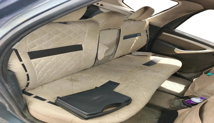 2013 Renault Duster 85 PS RXL DIESEL, Diesel, Manual, 1,36,415 km, interior