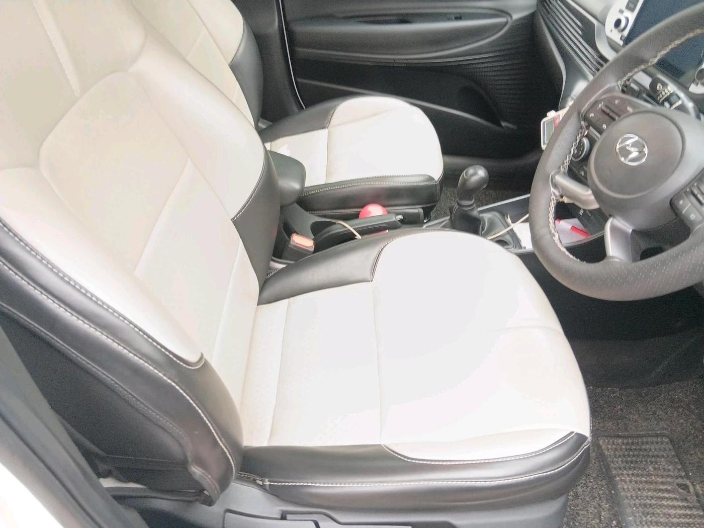 2023 Hyundai NEW I20 SPORTZ 1.2 MT, Petrol, Manual, 9,953 km, interior