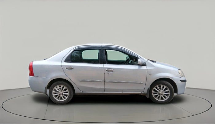 2011 Toyota Etios V, Petrol, Manual, 1,18,223 km, exterior