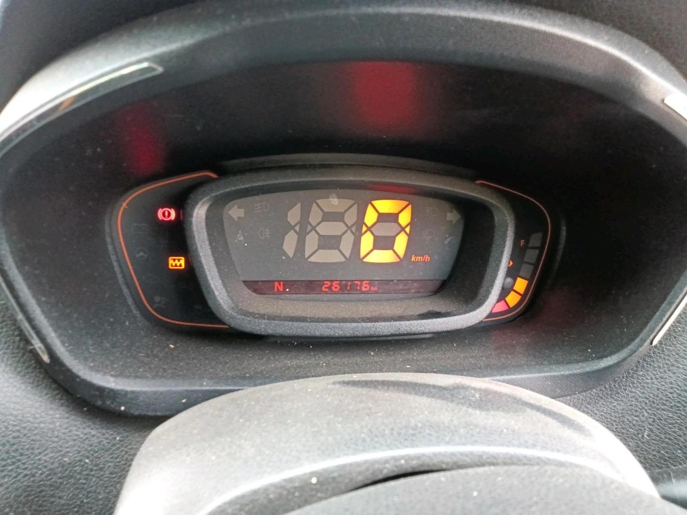 2017 Renault Kwid CLIMBER 1.0 AMT, Petrol, Automatic, 26,176 km, interior