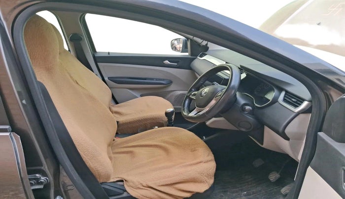 2022 Renault TRIBER RXZ, Petrol, Manual, 41,619 km, interior