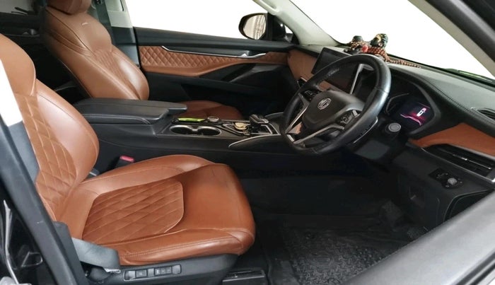 2020 MG GLOSTER SAVVY 6 STR 2.0 TWIN TURBO 4WD, Diesel, Automatic, 1,06,479 km, interior