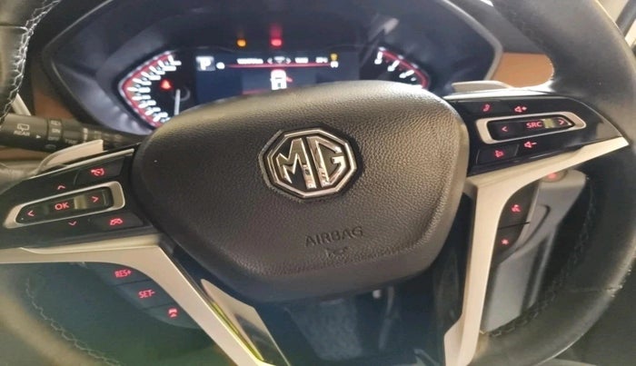 2020 MG GLOSTER SAVVY 6 STR 2.0 TWIN TURBO 4WD, Diesel, Automatic, 1,06,479 km, interior