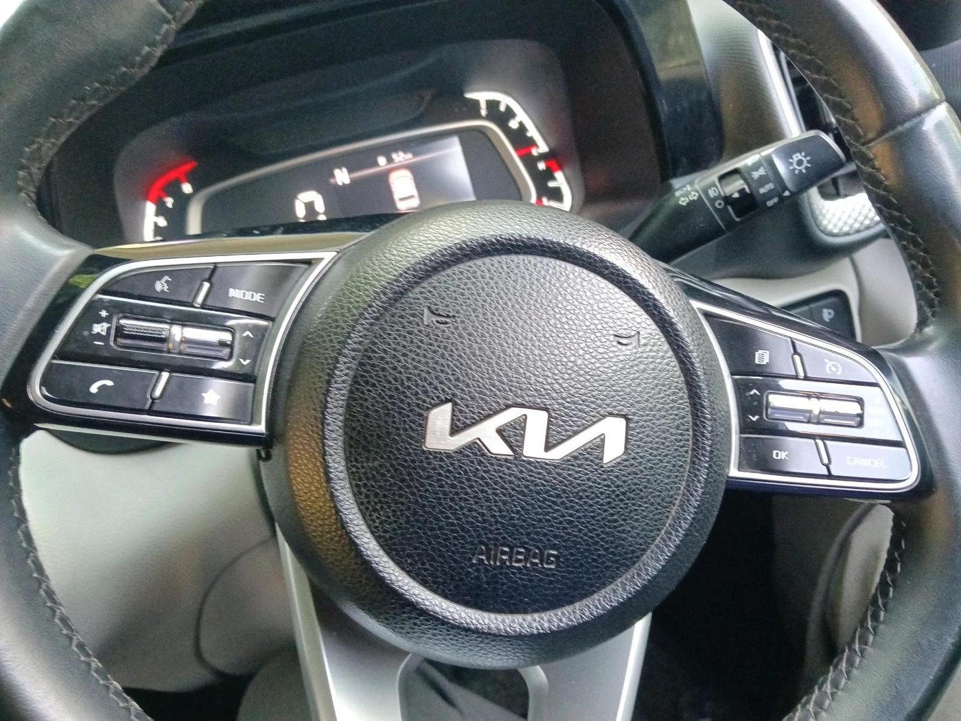 2022 KIA SONET HTX 1.0 IMT, Petrol, Manual, 48,895 km, interior