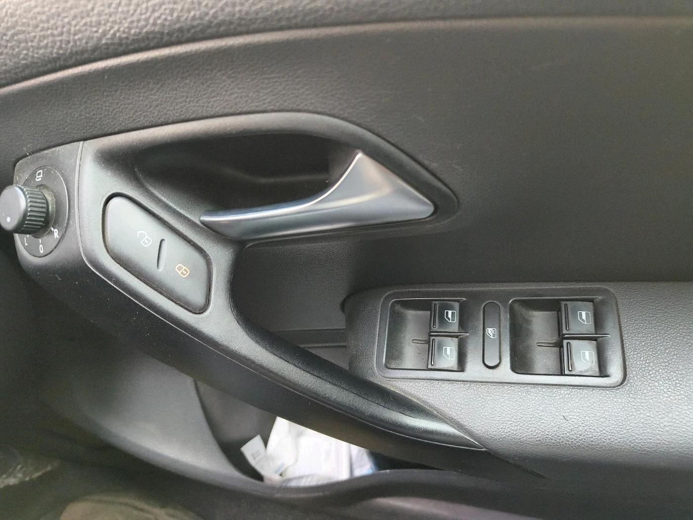 2020 Volkswagen Polo HIGHLINE PLUS 1.0L TSI AT, Petrol, Automatic, 65,000 km, interior