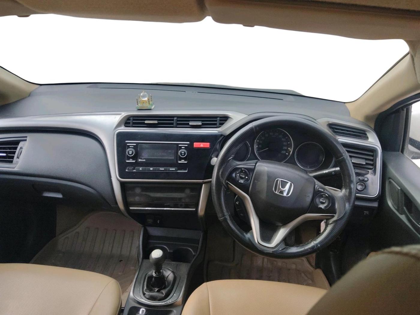 2015 Honda City 1.5L I-DTEC SV, Diesel, Manual, 1,18,228 km, interior