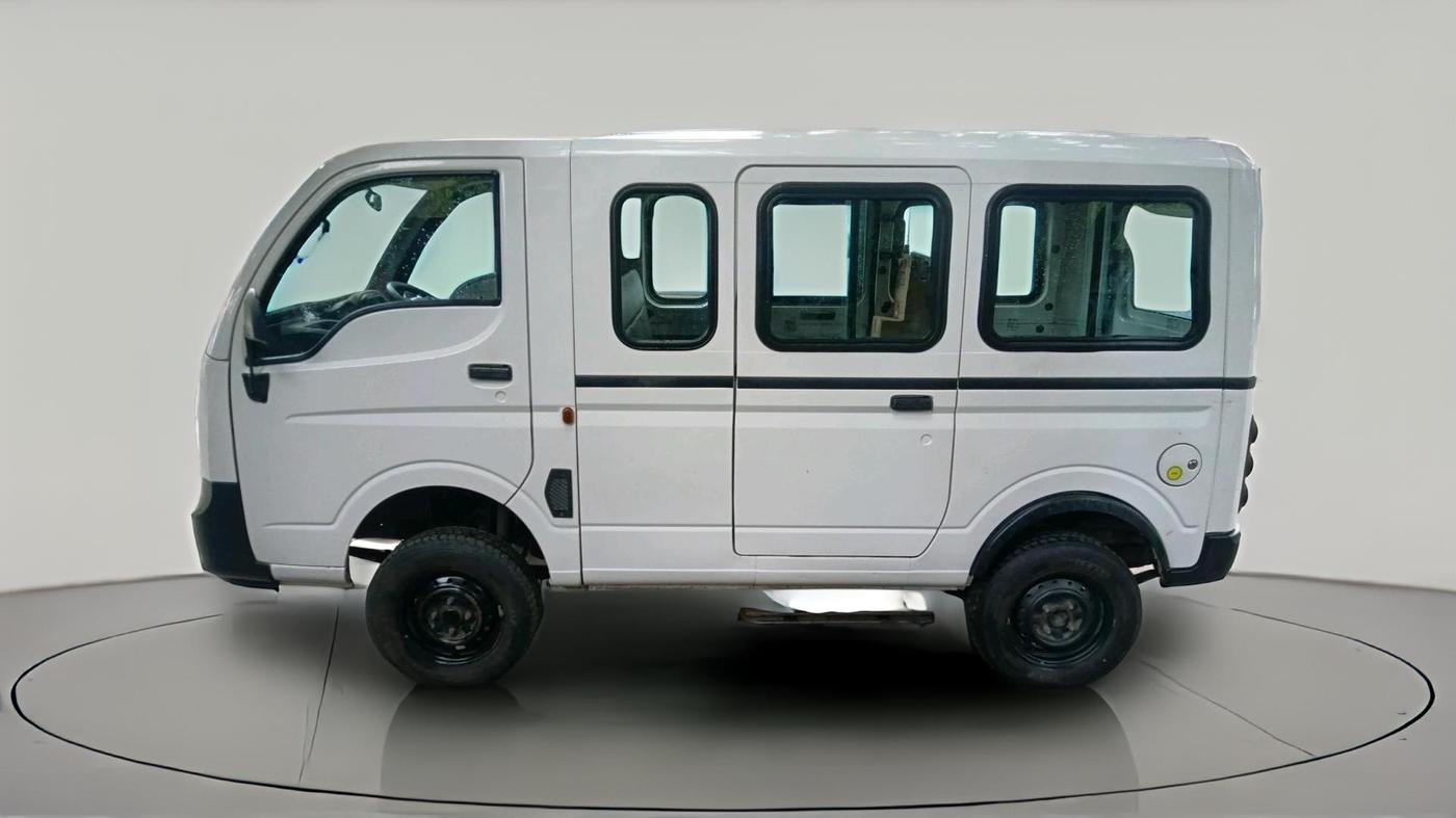 2024 Tata MAGIC EXPRESS 10 STR Petrol, CNG, Manual, 30,060 km, exterior