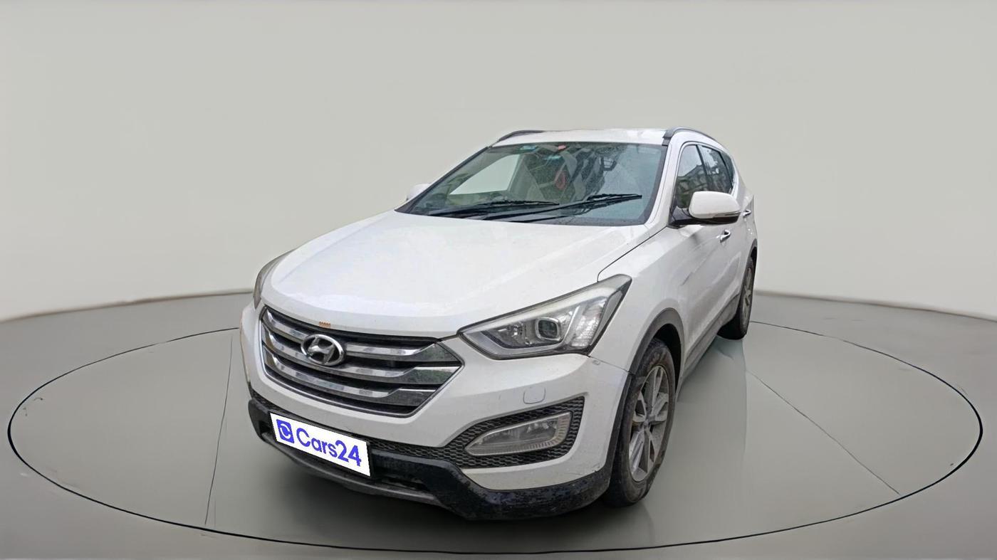 2016 Hyundai Santa Fe 4 WD AT, Diesel, Automatic, 1,58,787 km, exterior
