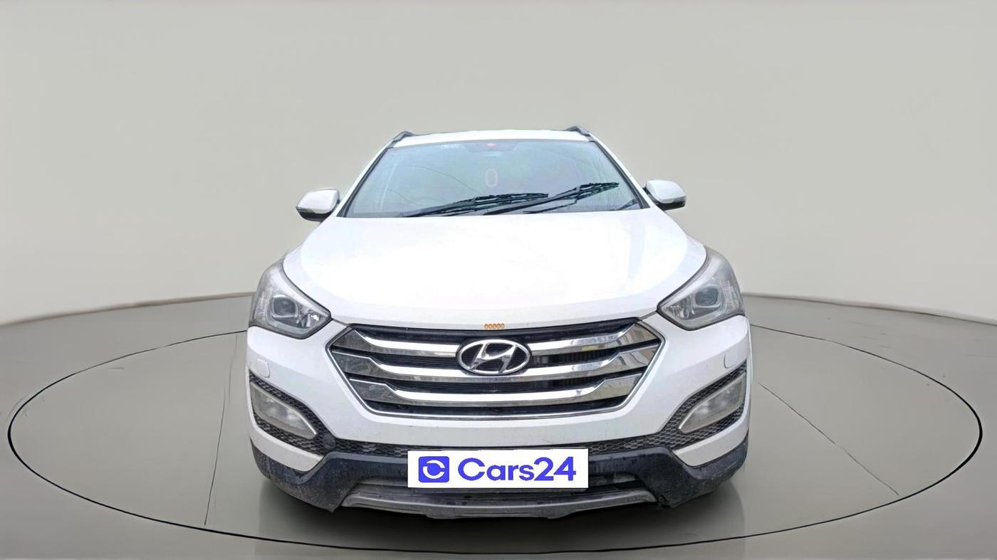 2016 Hyundai Santa Fe 4 WD AT, Diesel, Automatic, 1,58,787 km, exterior