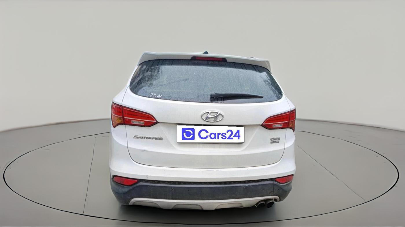 2016 Hyundai Santa Fe 4 WD AT, Diesel, Automatic, 1,58,787 km, exterior