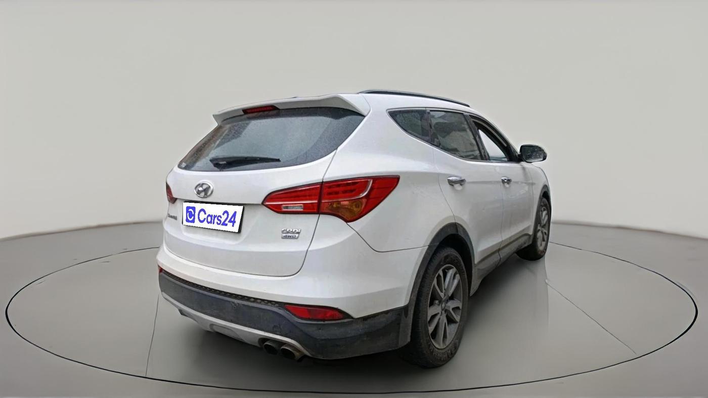 2016 Hyundai Santa Fe 4 WD AT, Diesel, Automatic, 1,58,787 km, exterior