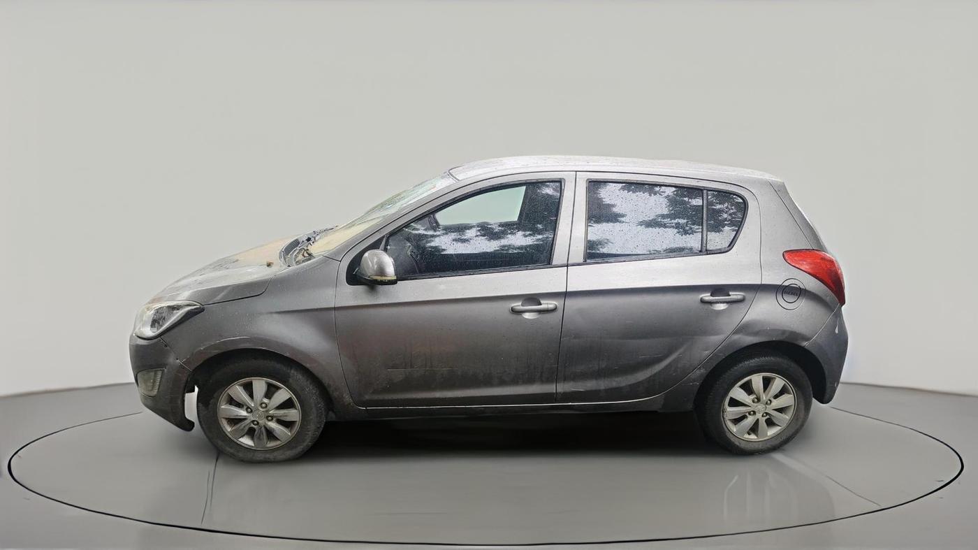 2013 Hyundai i20 SPORTZ 1.4 CRDI, Diesel, Manual, 1,14,711 km, exterior