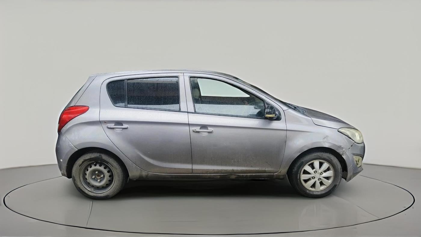 2013 Hyundai i20 SPORTZ 1.4 CRDI, Diesel, Manual, 1,14,711 km, exterior