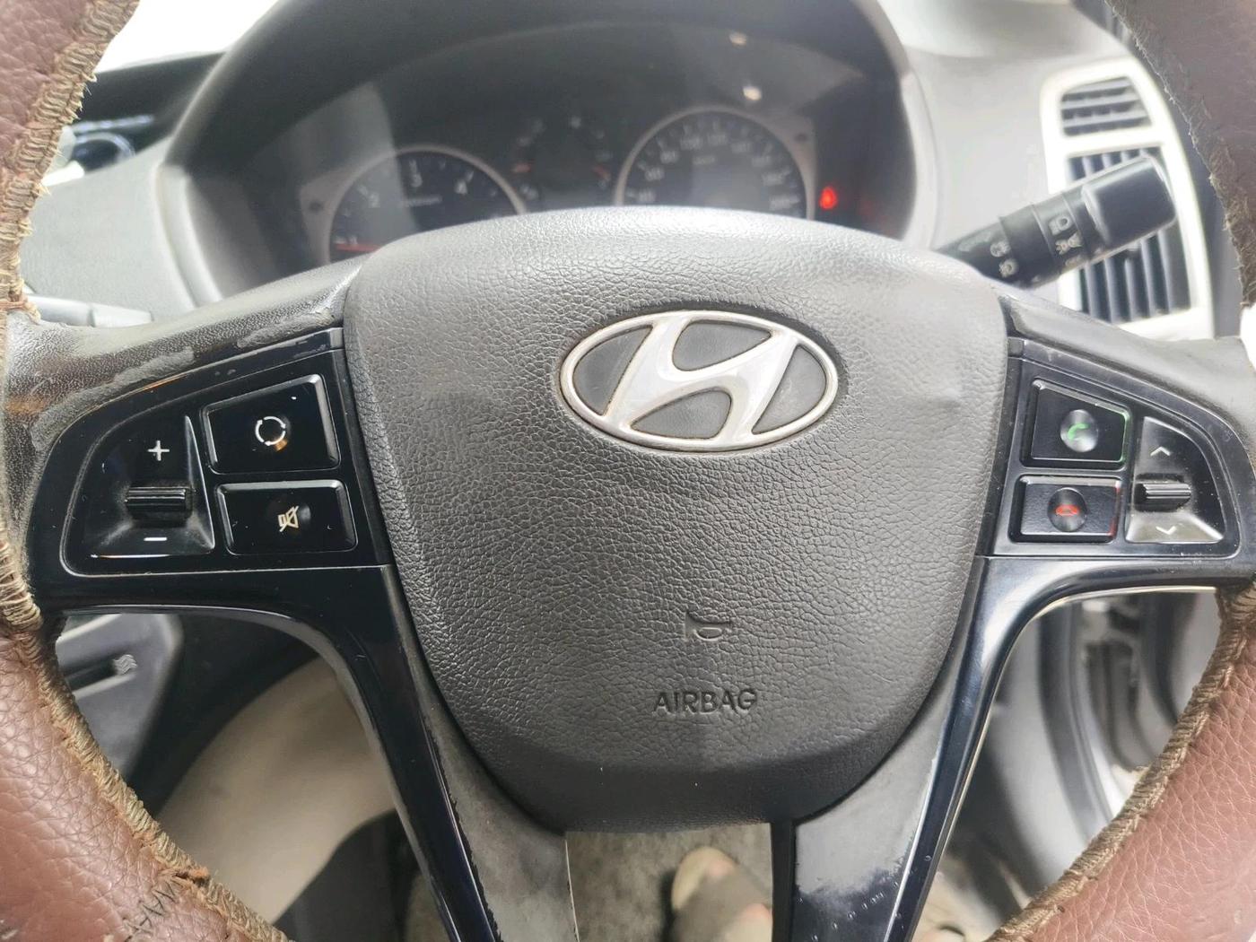 2013 Hyundai i20 SPORTZ 1.4 CRDI, Diesel, Manual, 1,14,711 km, interior
