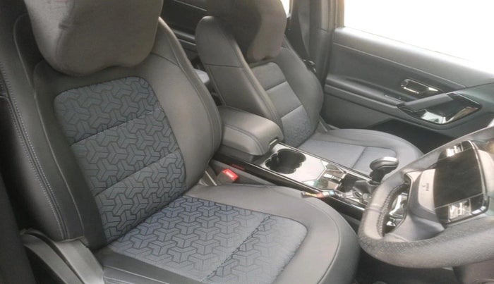 2024 Tata Harrier ADVENTURE PLUS DARK EDITION, Diesel, Manual, 26,244 km, interior