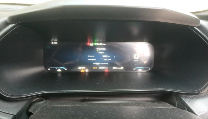 2024 Tata Harrier ADVENTURE PLUS DARK EDITION, Diesel, Manual, 26,244 km, interior