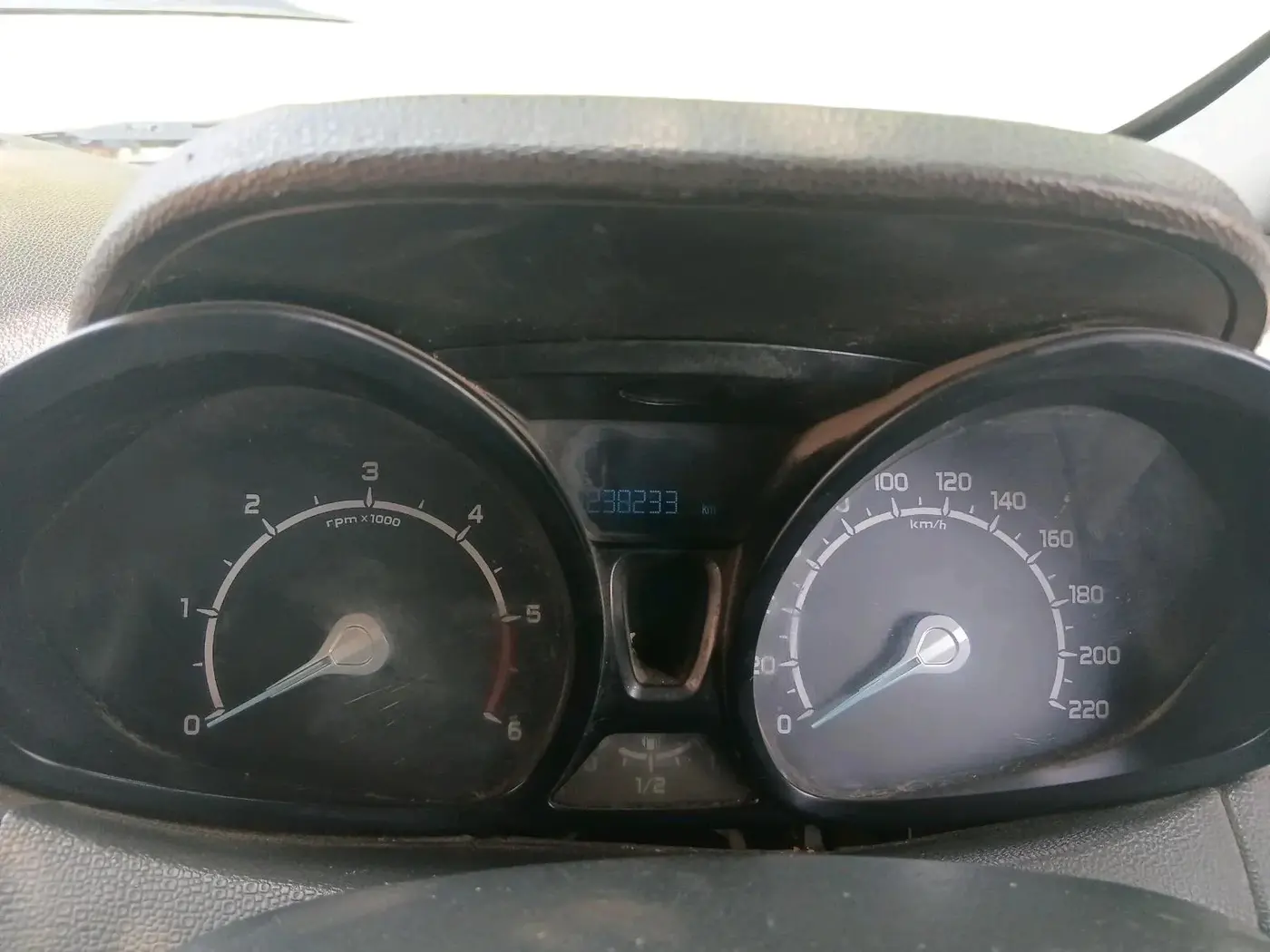 2015 Ford Ecosport TREND 1.5L DIESEL, Diesel, Manual, 2,38,233 km, interior