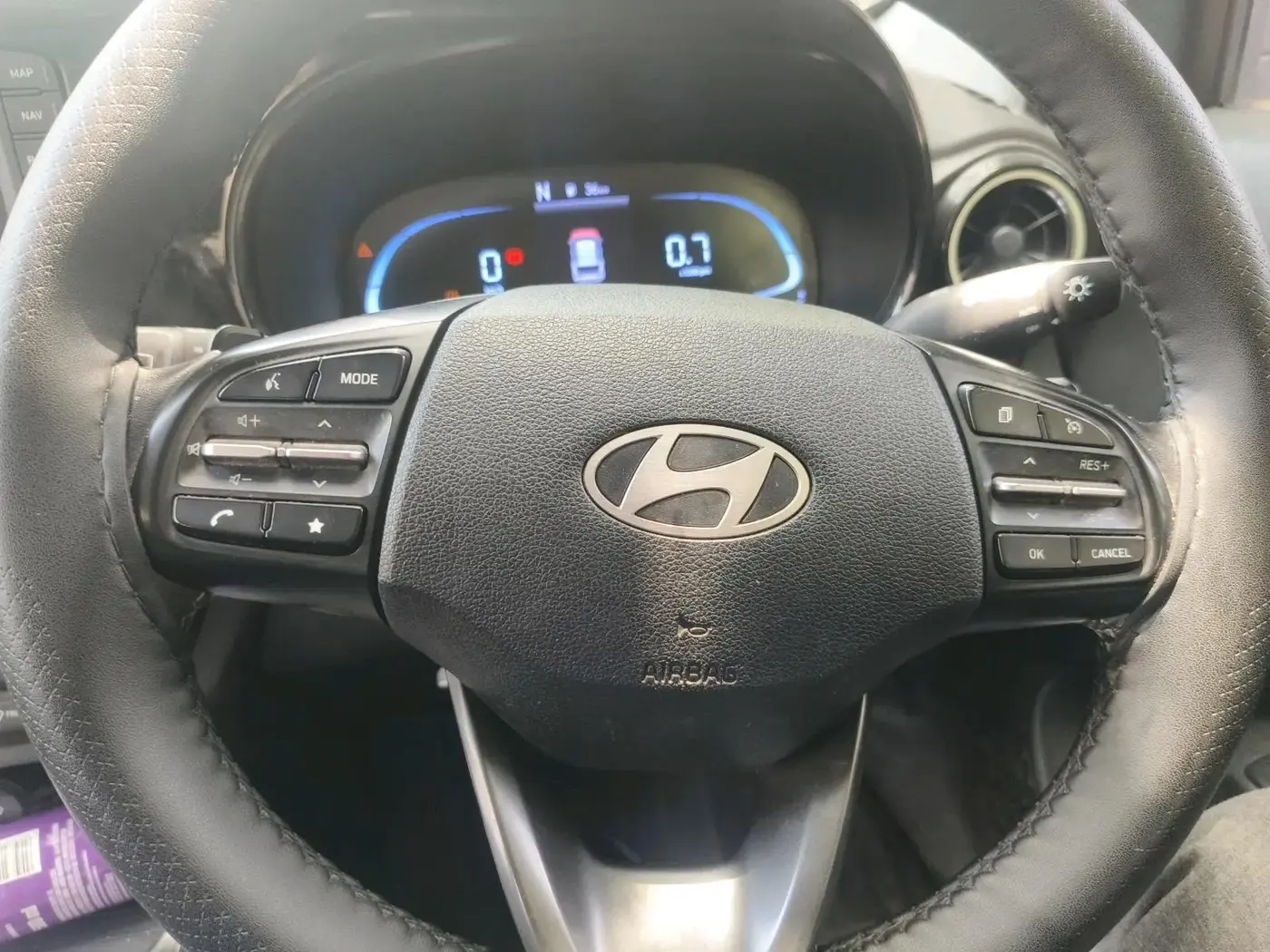 2023 Hyundai EXTER SX(O) CONNECT 1.2 AMT DUAL TONE, Petrol, Automatic, 37,185 km, interior