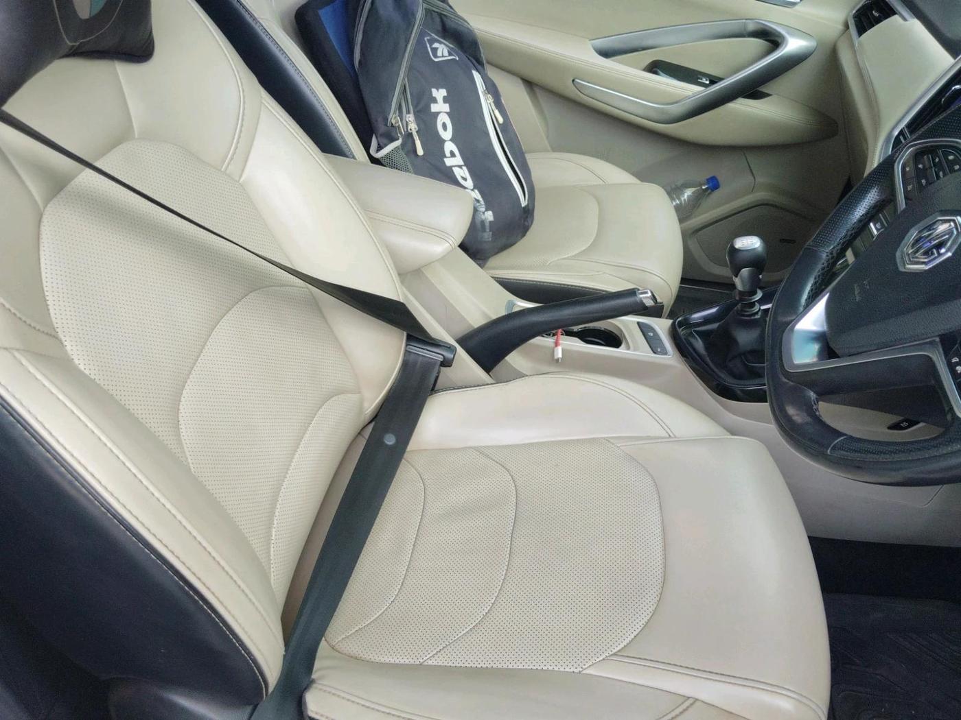 2022 MG HECTOR SHARP 2.0 DIESEL, Diesel, Manual, 21,20,000 km, interior