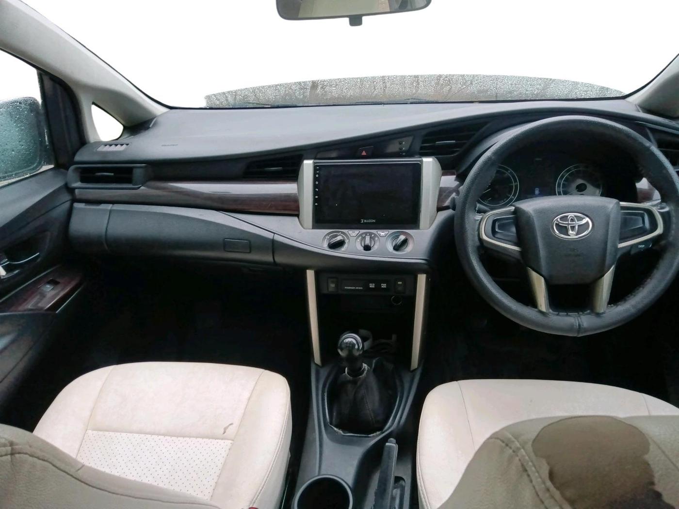 2017 Toyota Innova Crysta 2.4 G 7 STR, Diesel, Manual, 4,20,065 km, interior