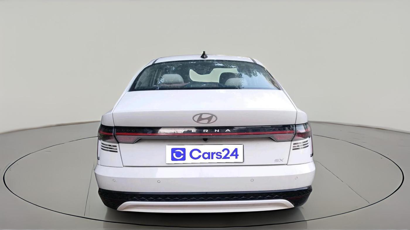 2023 Hyundai Verna SX 1.5 l MPI, Petrol, Manual, 9,149 km, exterior