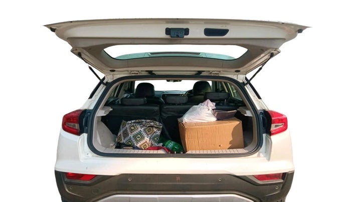 2019 Mahindra XUV300 W8 1.5 DIESEL, Diesel, Manual, 99,973 km, exterior