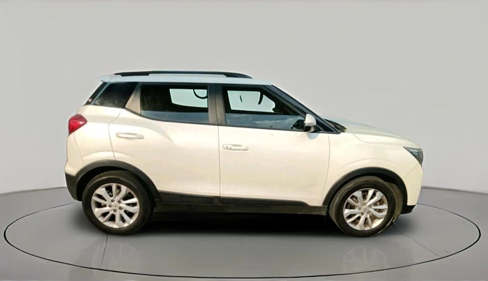 2019 Mahindra XUV300 W8 1.5 DIESEL, Diesel, Manual, 99,973 km, exterior