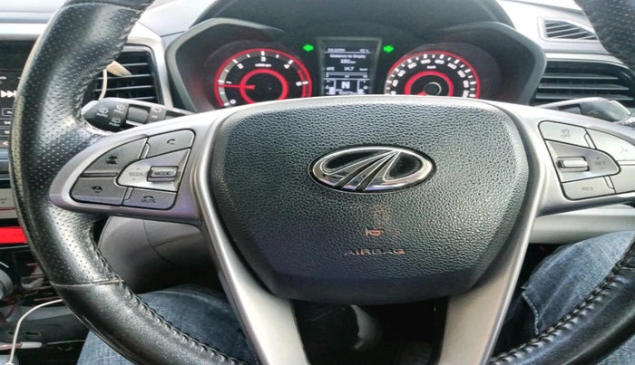 2019 Mahindra XUV300 W8 1.5 DIESEL, Diesel, Manual, 99,973 km, interior