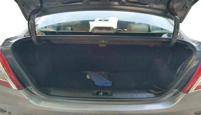 2015 Maruti Swift Dzire ZDI, Diesel, Manual, 91,800 km, exterior