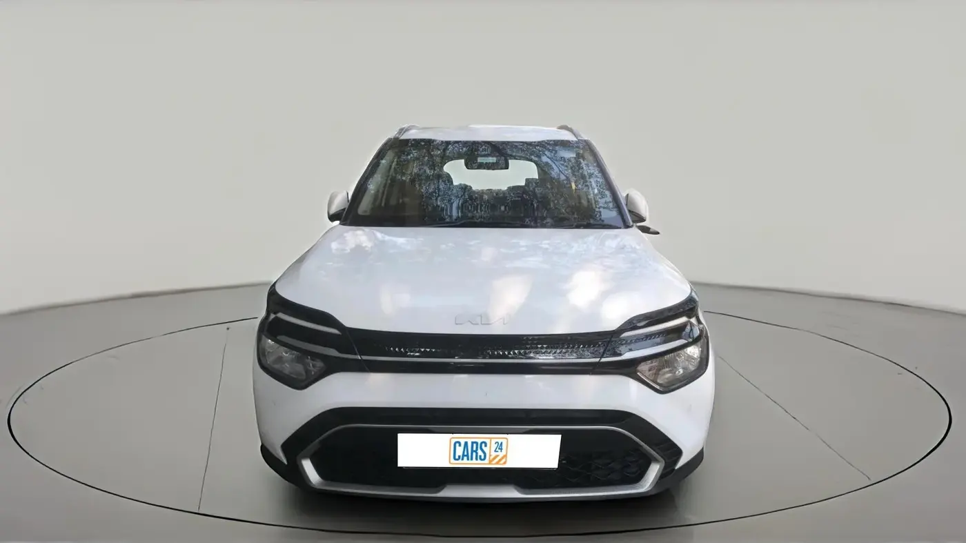 2022 KIA CARENS PRESTIGE 1.5 PETROL 7 STR, Petrol, Manual, 33,217 km, exterior
