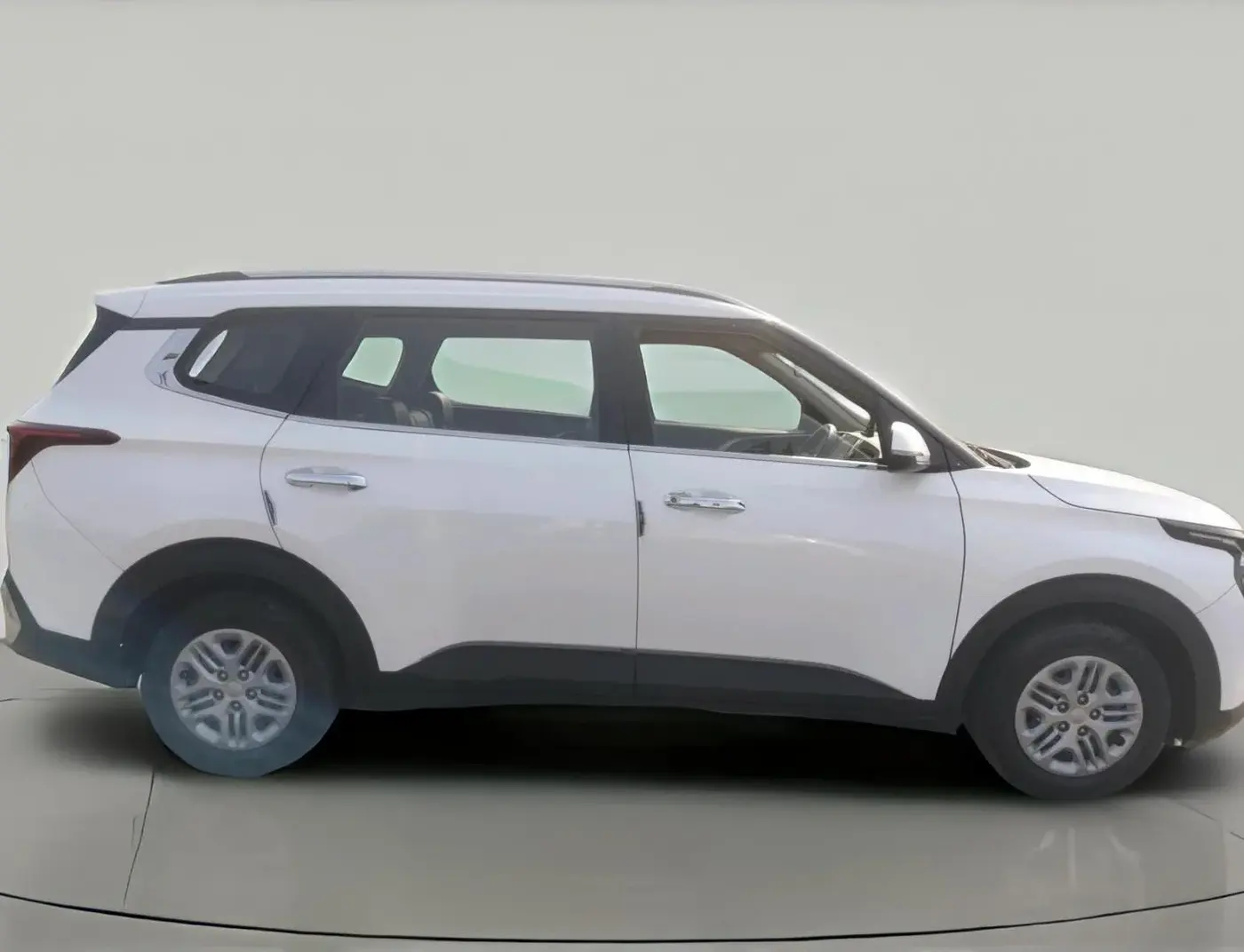 2022 KIA CARENS PRESTIGE 1.5 PETROL 7 STR, Petrol, Manual, 33,217 km, exterior