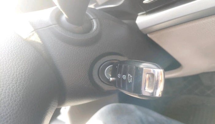 2022 KIA CARENS PRESTIGE 1.5 PETROL 7 STR, Petrol, Manual, 33,217 km, interior