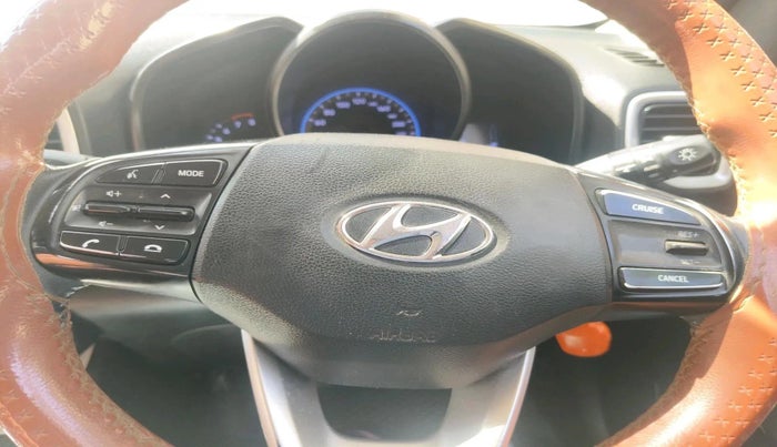 2019 Hyundai VENUE SX 1.0 TURBO, Petrol, Manual, 88,543 km, interior