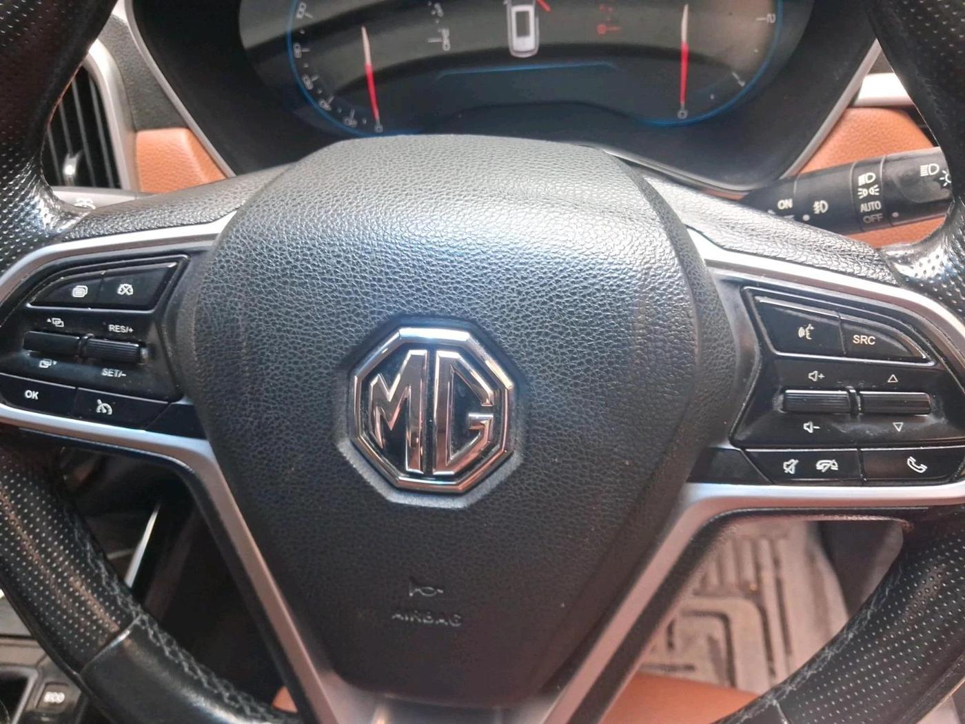 2021 MG HECTOR PLUS SHARP 1.5 PETROL TURBO CVT 6-STR, Petrol, Automatic, 1,26,293 km, interior