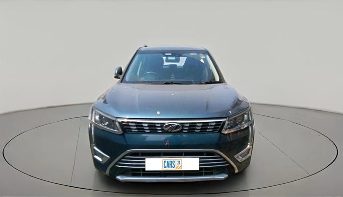 2020 Mahindra XUV300 W8 1.5 DIESEL, Diesel, Manual, 1,36,524 km, exterior