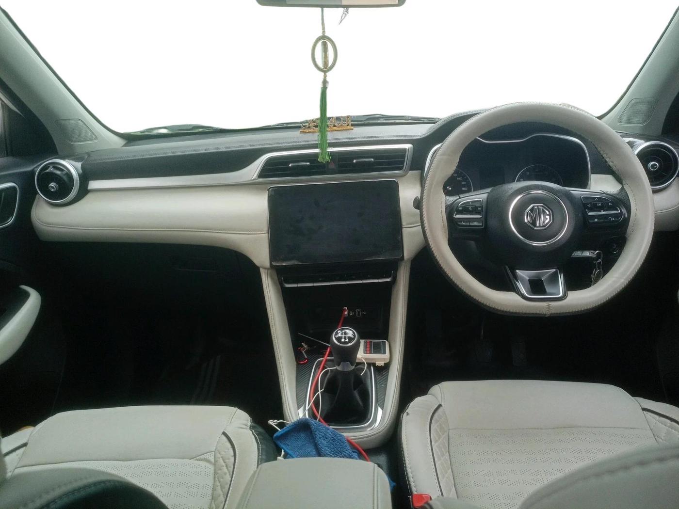 2023 MG ASTOR STYLE 1.5 MT, Petrol, Manual, 19,980 km, interior